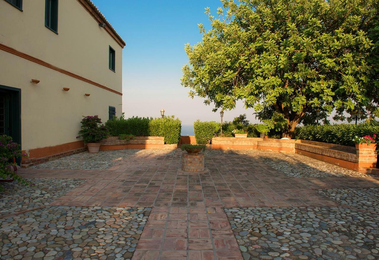 B&B Convento Dei Riformati Calopezzati Esterno foto